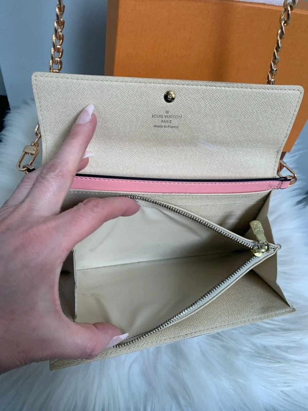 2007 authentic Louis Vuitton Damier Azur Sarah wallet w/ box & conversion kit. - Picture 12 of 16